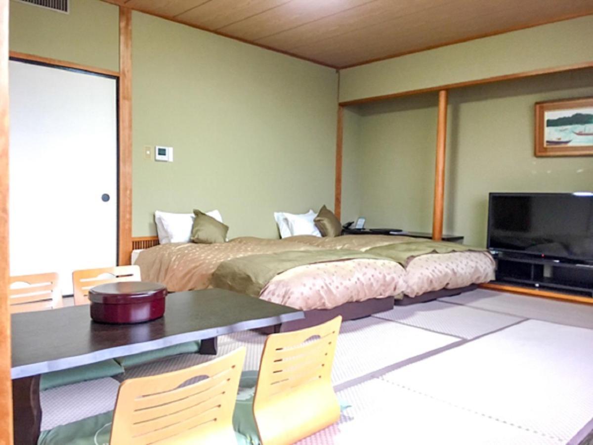 Livemax Resort Kaga Yamashiro Екстер'єр фото