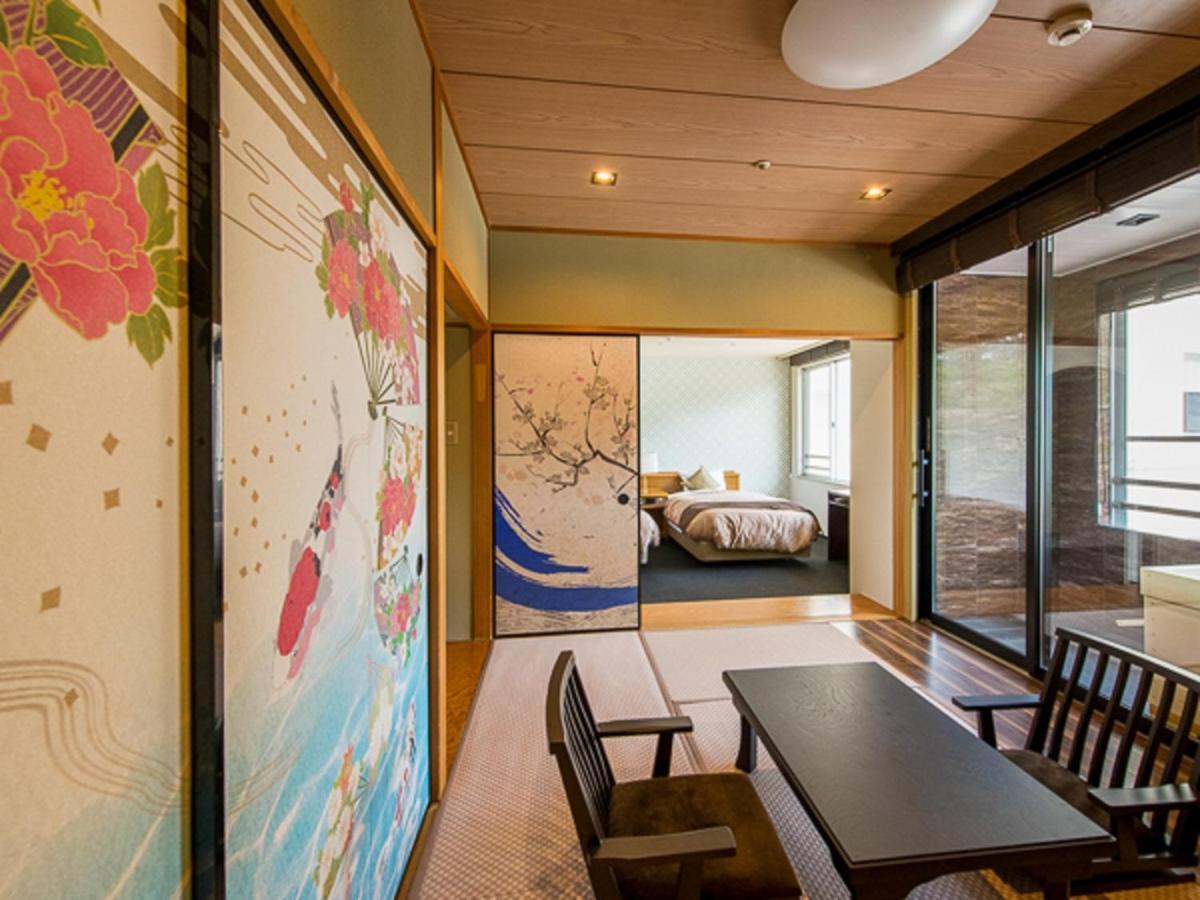 Livemax Resort Kaga Yamashiro Екстер'єр фото