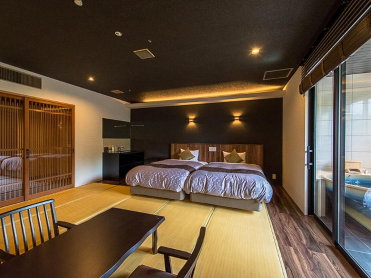 Livemax Resort Kaga Yamashiro Екстер'єр фото